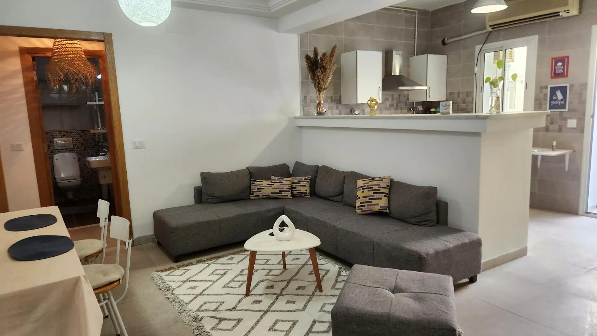 Tulipe Flat Apartment Tunis
